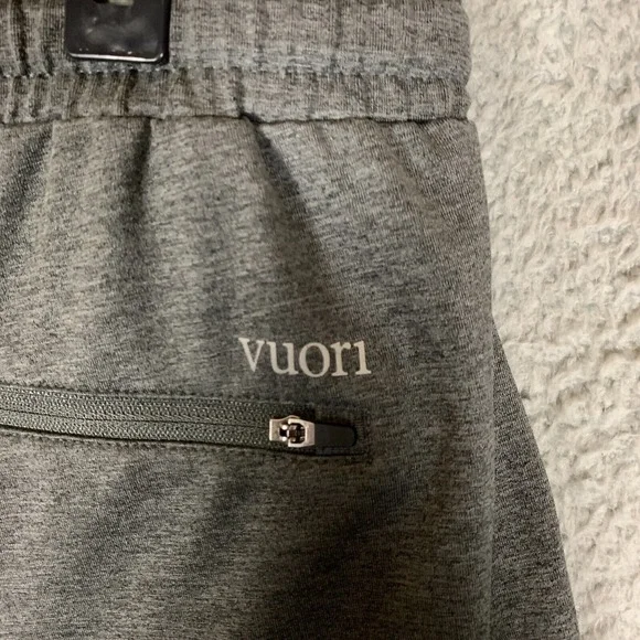 Vuori Sunday Jogger Mens XL Charcoal Performance Knit Workout Athletic Sweatpant